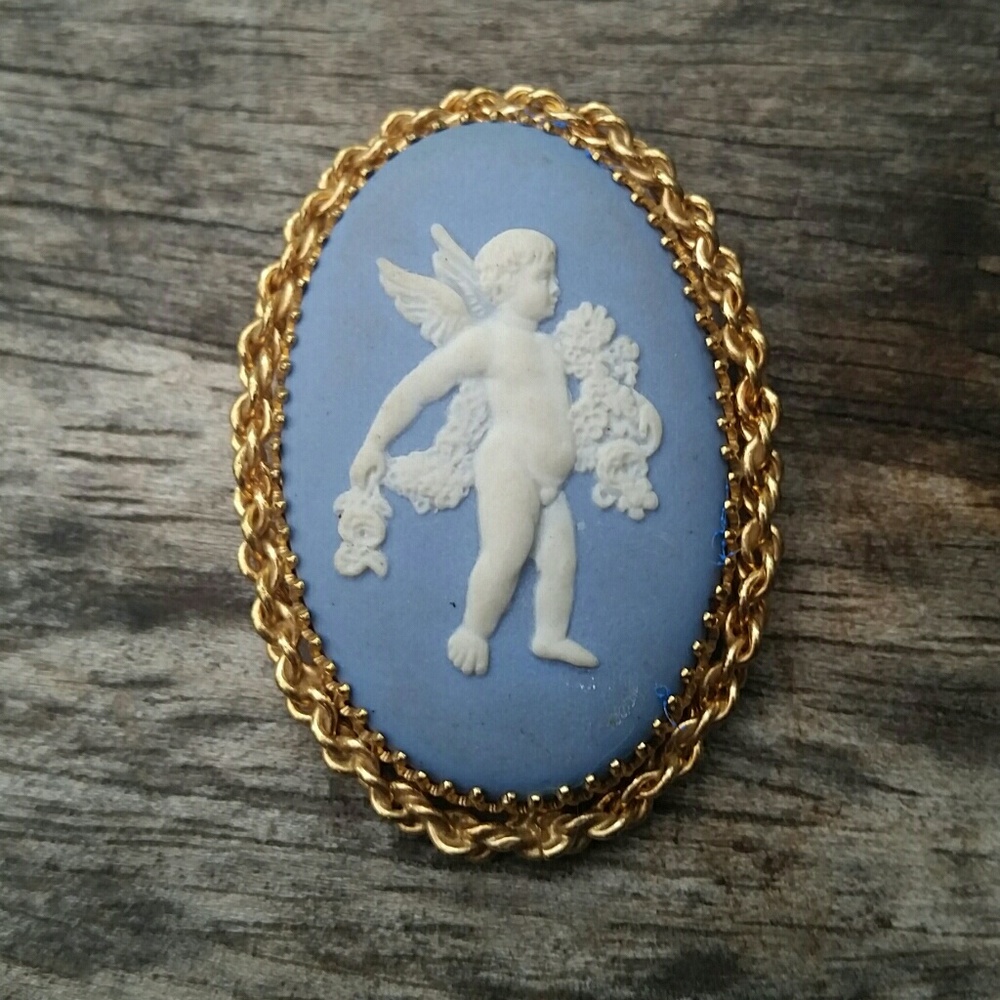 Wedgewood Cherub  Gold Filled Brooch Pendant